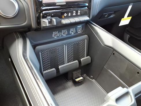 New 2026 RAM 1500 Limited w/ Body Color Bumper Group image 20