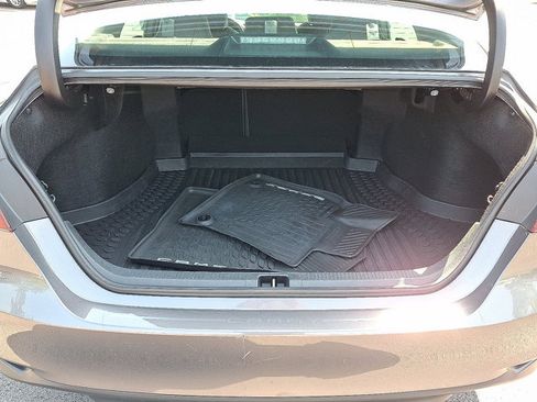 Used 2019 Toyota Camry LE FWD image 28