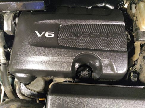 Used 2020 Nissan Pathfinder S AWD/4WD image 30