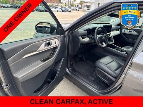 Used 2025 Ford Explorer Active w/ Active Comfort Package RWD image 9