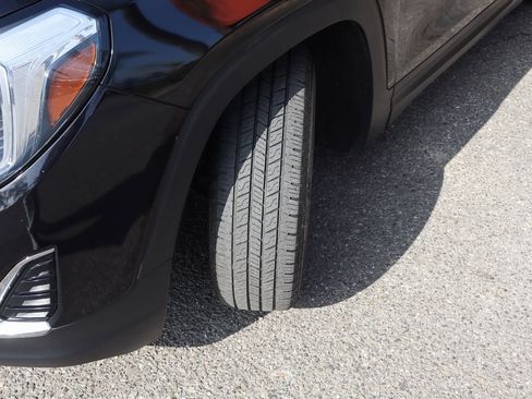 Used 2020 GMC Terrain SLE w/ Driver Convenience Package image 50