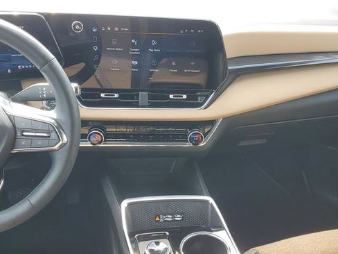Certified 2025 Chevrolet Equinox ACTIV w/ Safety and Technology Package FWD image 14