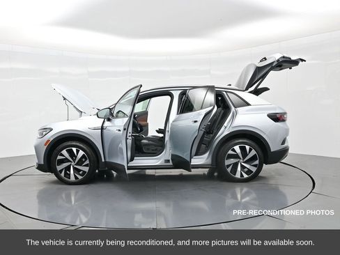 Used 2022 Volkswagen ID.4 Pro S w/ Gradient Package image 45