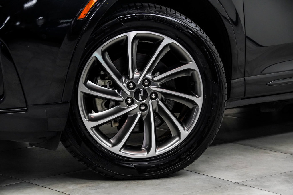 Used 2023 Lincoln Corsair Grand Touring AWD/4WD image 4