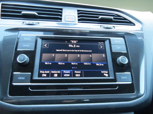 Used 2023 Volkswagen Tiguan S FWD image 24