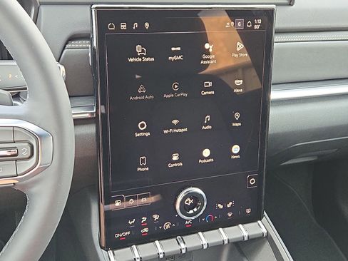 Used 2025 GMC Terrain Elevation image 18