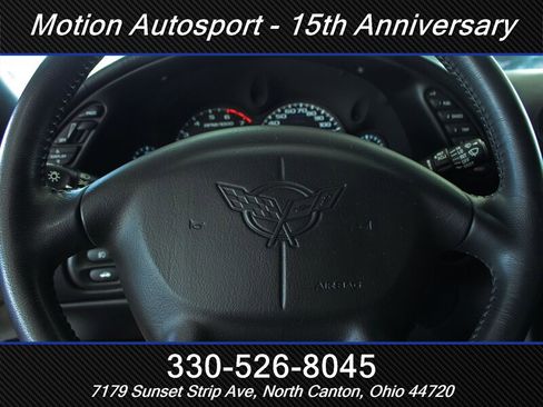 Used 2004 Chevrolet Corvette Convertible w/ Preferred Equipment Group RWD image 22