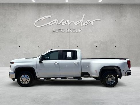 Certified 2025 Chevrolet Silverado 3500 LT w/ Safety Package AWD/4WD image 13