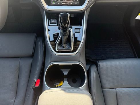 New 2025 Subaru Outback Touring XT image 18