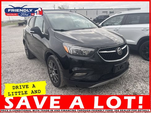 Used 2019 Buick Encore Sport Touring image 2