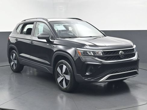 Used 2024 Volkswagen Taos S AWD/4WD image 3