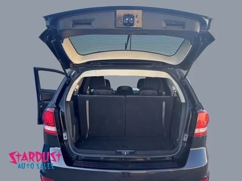 Used 2018 Dodge Journey GT FWD image 13