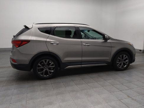 Used 2018 Hyundai Santa Fe Sport w/ Cargo Package FWD image 10