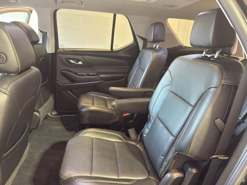 Used 2019 Chevrolet Traverse Premier AWD/4WD image 29