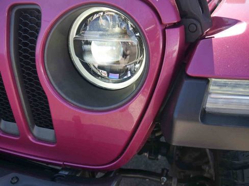 Used 2021 Jeep Wrangler Unlimited Rubicon AWD/4WD image 27
