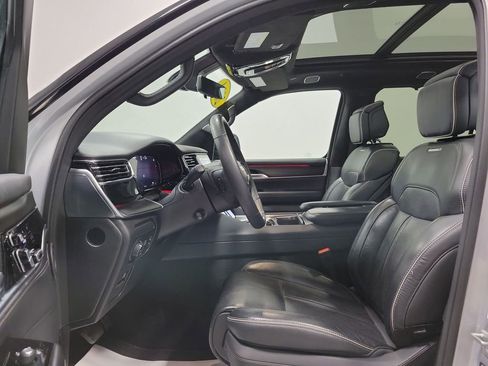 Used 2024 Jeep Grand Wagoneer L Series II w/ Quick Order Packagew 28T image 31