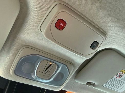 New 2026 RAM ProMaster 2500 w/ Convenience Group image 24