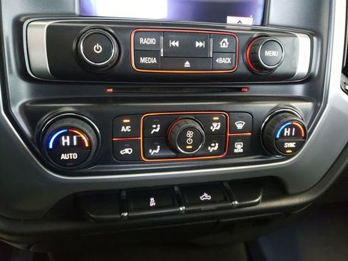 Used 2014 GMC Sierra 1500 SLE image 19