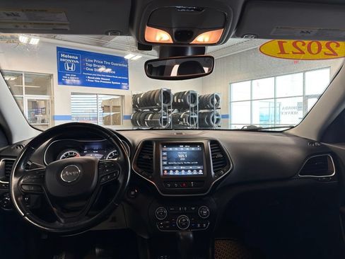 Used 2021 Jeep Cherokee Trailhawk w/ Technology Group AWD/4WD image 9