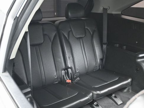 Used 2022 Kia Sorento S image 34