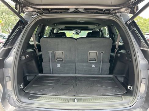 Used 2025 Jeep Grand Cherokee L Altitude RWD image 49