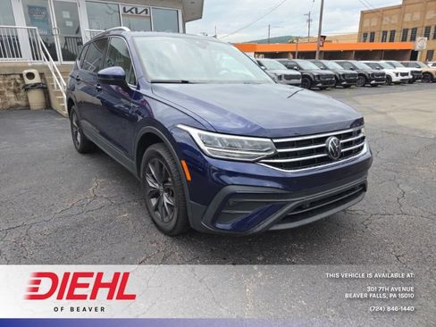 Used 2022 Volkswagen Tiguan SE w/ Panoramic Sunroof Package AWD/4WD image 1