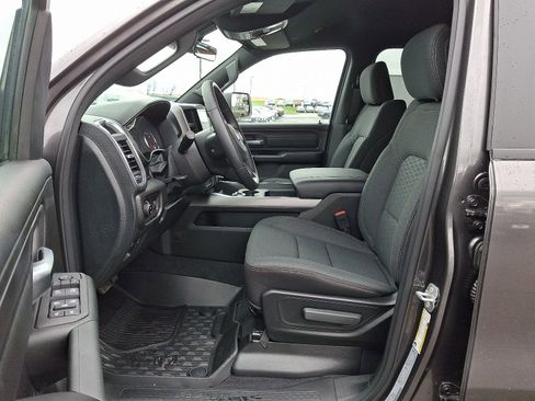 New 2026 RAM 1500 Express image 7