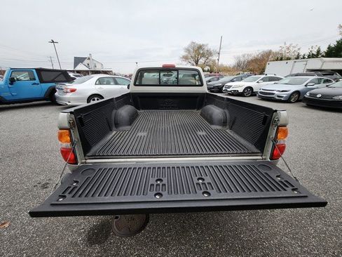 Used 2003 Toyota Tacoma 2WD Regular Cab image 14