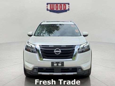 Used 2023 Nissan Pathfinder Platinum w/ Lighting Package (N93) AWD/4WD image 6