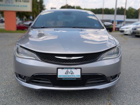 Used 2015 Chrysler 200 S w/ Comfort Group FWD image 11