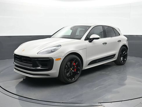 Certified 2026 Porsche Macan GTS AWD/4WD image 1
