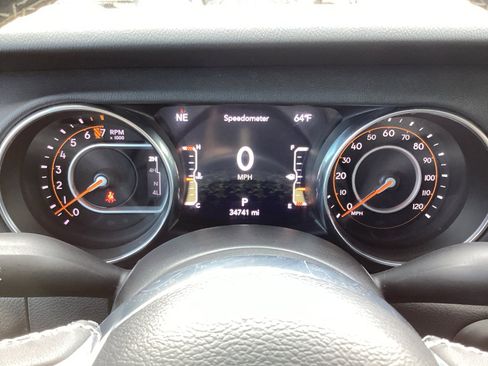 Used 2023 Jeep Gladiator Overland w/ LED Lighting Group image 20