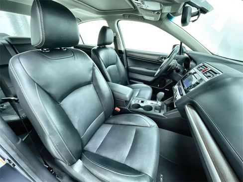 Used 2016 Subaru Legacy 2.5i Limited image 28