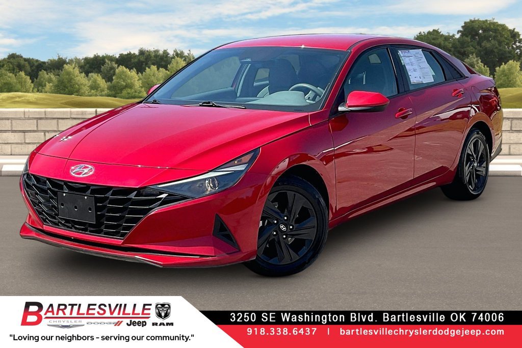 Used 2023 Hyundai Elantra SEL FWD image 1