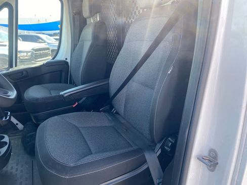 Used 2025 RAM ProMaster 2500 w/ U-Haul Equipment Group FWD image 15