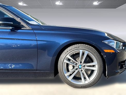 Used 2013 BMW 335i Sedan image 32