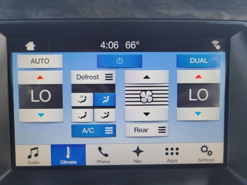 Used 2017 Ford Expedition Limited w/ Equipment Group 301A image 15