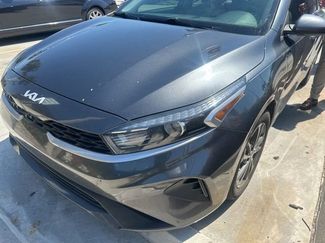 Used 2022 Kia Forte LXS FWD video 1