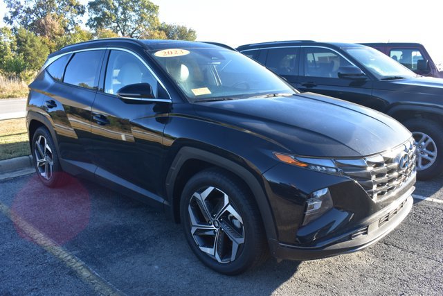 Used 2023 Hyundai Tucson Limited FWD image 3