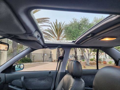 Used 1994 Nissan Maxima SE image 38