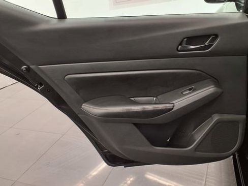 Used 2024 Nissan Altima 2.5 SV image 17