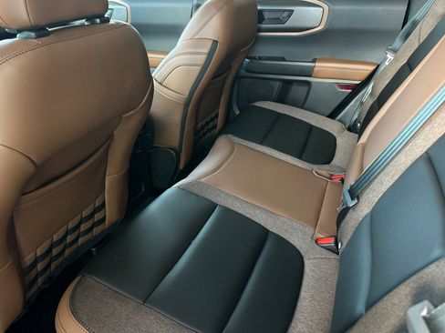 New 2026 Ford Bronco Sport Outer Banks w/ Outer Banks Tech Package+ AWD/4WD image 11
