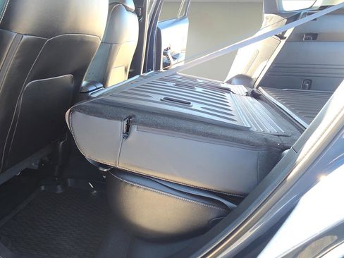 Used 2025 MAZDA CX-50 AWD 2.5 S w/ Select Package image 17