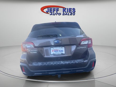 Used 2019 Subaru Outback 2.5i Touring image 6