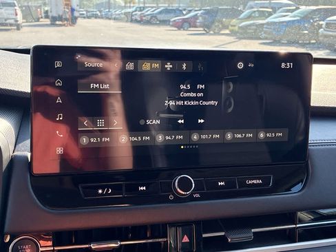 Used 2025 Mitsubishi Outlander SE AWD/4WD image 13