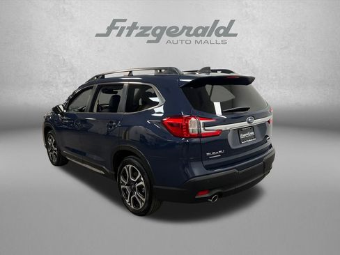 Used 2025 Subaru Ascent Limited AWD/4WD image 3
