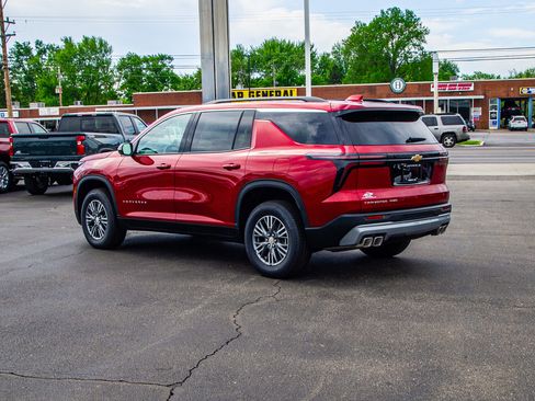 New 2026 Chevrolet Traverse LT AWD/4WD image 5