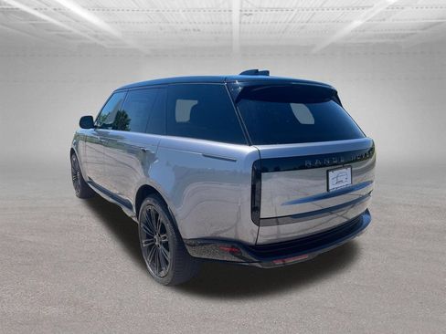 New 2026 Land Rover Range Rover Long Wheelbase SE AWD/4WD image 3