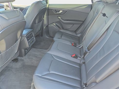 Used 2019 Audi Q8 Premium w/ Convenience Package image 17