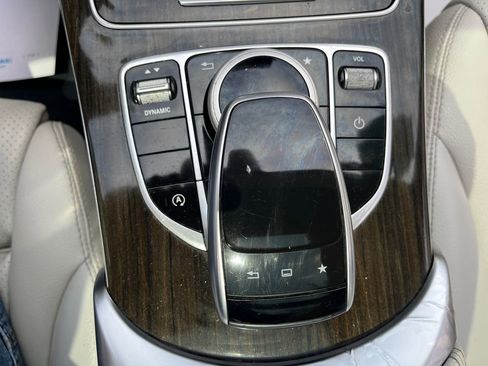 Used 2016 Mercedes-Benz C 300 4MATIC Sedan image 11